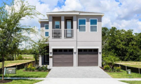 Stylish 5 Bdrm Home with Themed Bedroom at Reunion